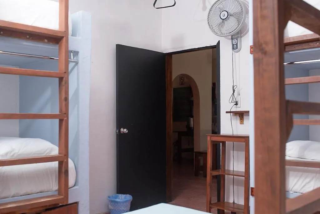 Guest house Mapache Hostel & Camping Isla Holbox