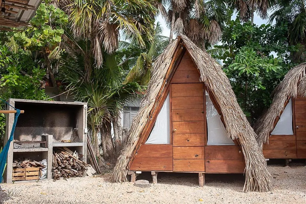 Mapache Hostel & Camping Isla Holbox